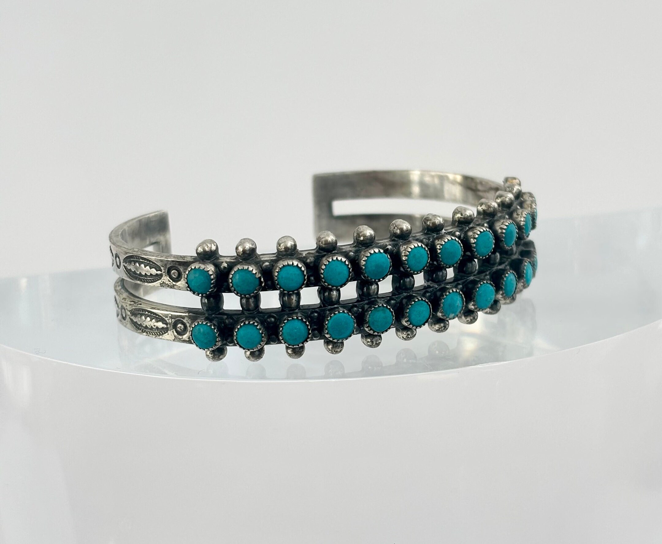 Thick Vintage Native American Navajo Natural Coral Snake Eyes Sterling Silver Bracelet Thick Vintage Native American Navajo Natural Coral Snake Eyes Sterling Silver Bracelet