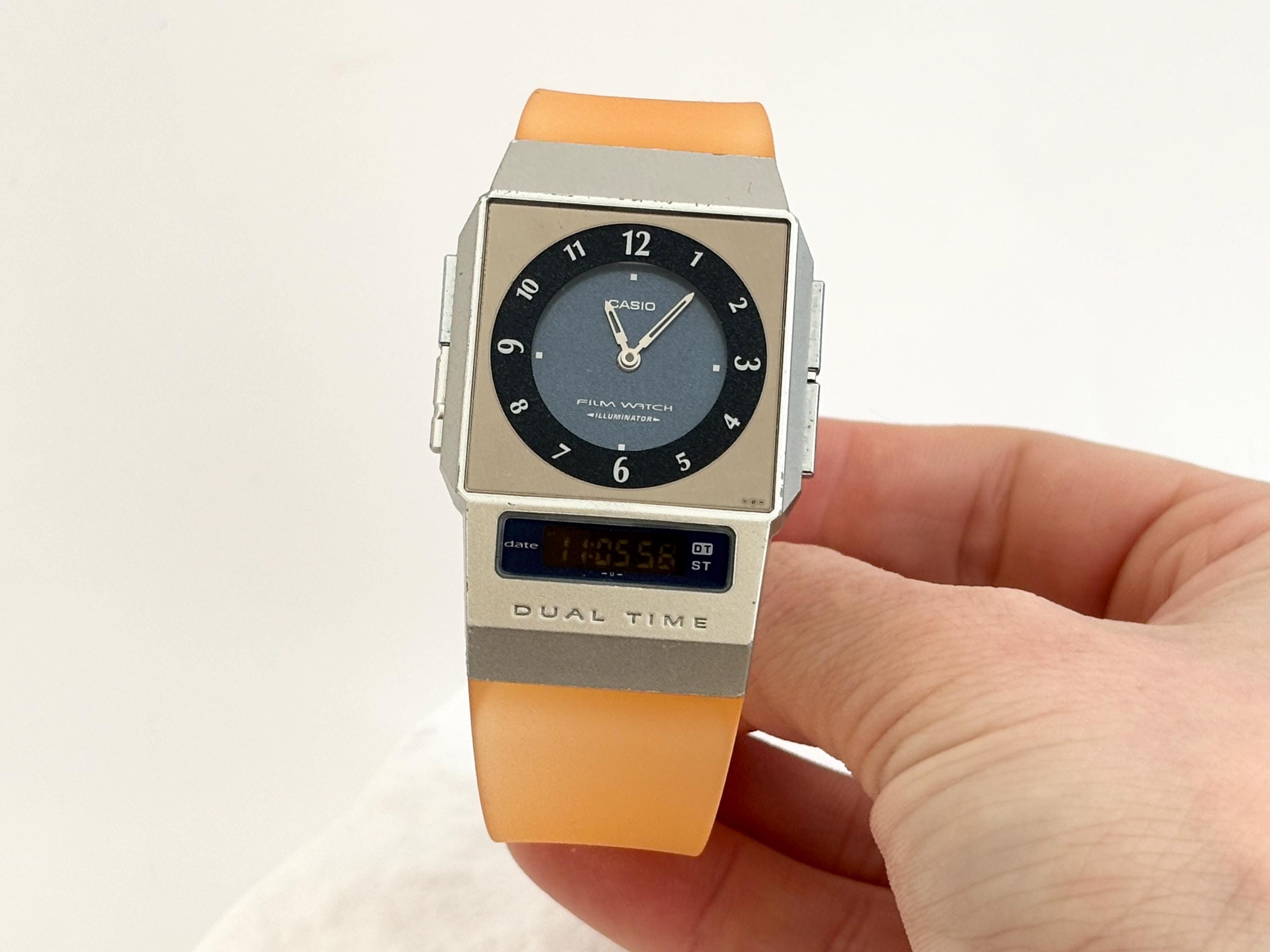 CASIO FS-01 2324 Orange & Blue Illuminator Dual Time Japanese 90\'s Film Watch CASIO FS-01 2324 Orange & Blue Illuminator Analog / Digital  main image 3
