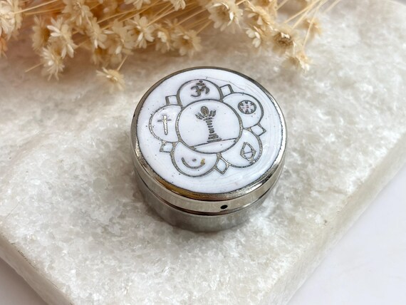 Unity White Enamel Vintage Circular Tiny Silver T… - image 10