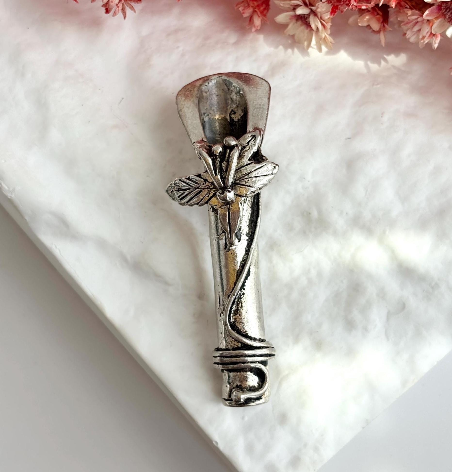 Vintage Boutonniere Holder - Etsy
