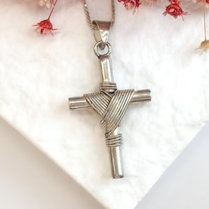 メキシカン　シルバー　クロスペンダント Mexican silver taxco cross necklace - Etsy 日本