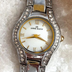 Vintage Wittnauer Ladies Watches - Etsy display picture 3