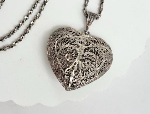 Sterling Silver Heart Shaped Filigree Style Cutout Hollow Vintage