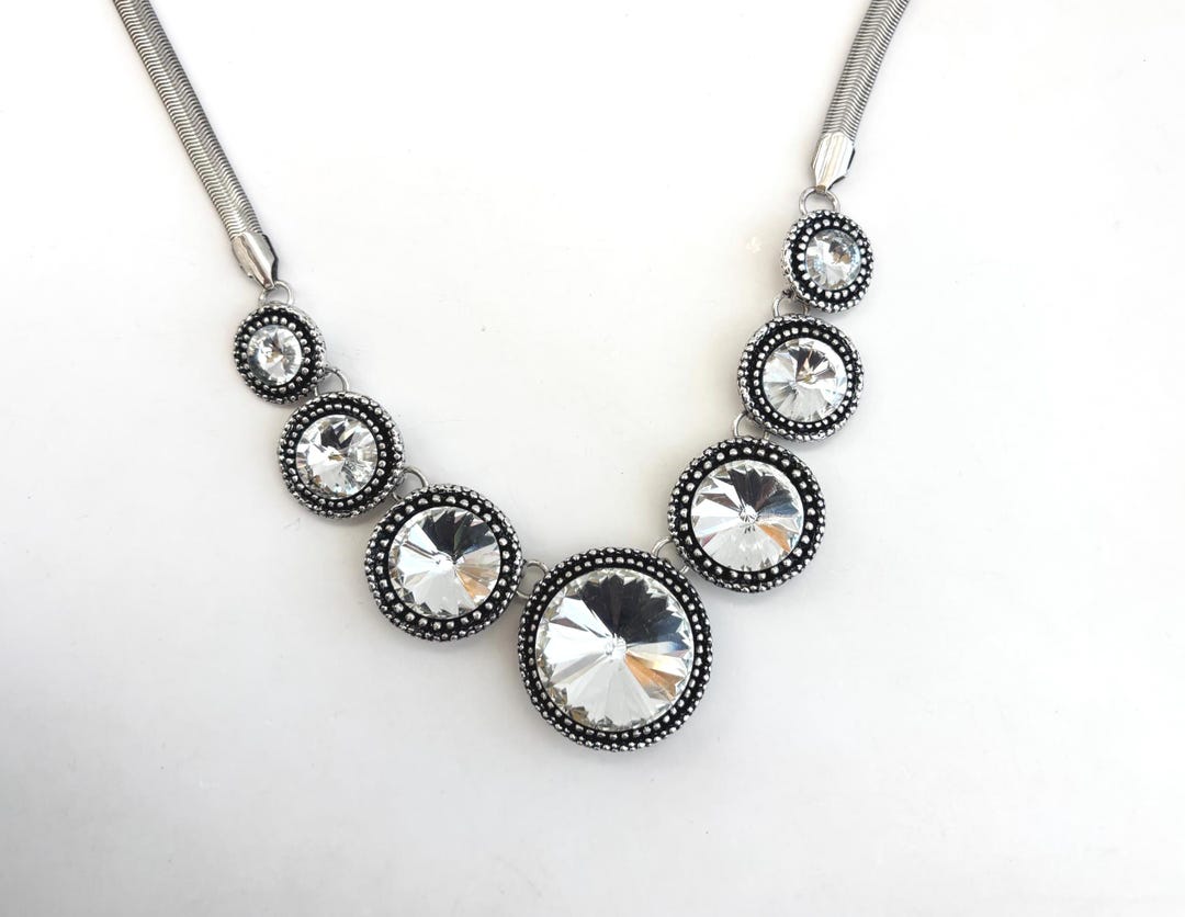 Silver Toned Multi Round Glass Herringbone Chain Vintage Costume ...