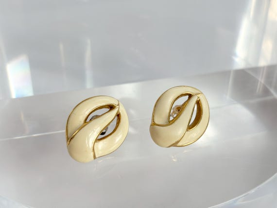 Boucles D'oreilles Vintage Signées MONET - Fermoir Clous, Style Rétro élégant