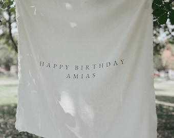 Banner de aniversário personalizado, bandeira com nome de aniversário personalizado, banner de aniversário, sinal de tecido, sinal de aniversário em tecido, arte de parede boho de aniversário, linho