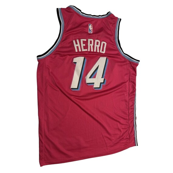 miami heat pink jersey tyler herro
