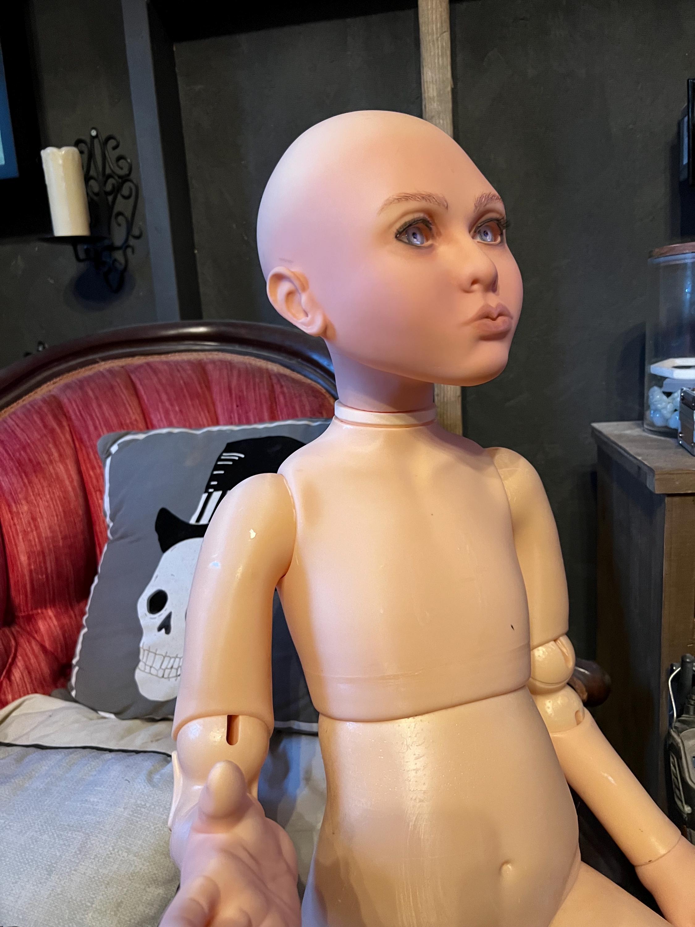 M3GAN Doll Life-size 1:1 Scale (SEPTEMBER Pre-order) Film