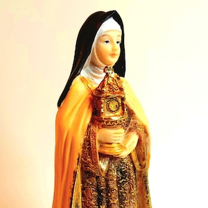 Saint Clara Clare Statue 6 inches Santa Clara espiritismo miss Catholic Virgin image for Clarity and Developing Spiritual Catholic Gifts
