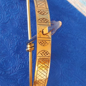 Ochosi tool Yoruba Brass Of a Ode Inle Logun Ede laro Ogun Oshosi Osoosi Hunter orisha tool herramienta Osun ilde 9&quot;x6&quot;