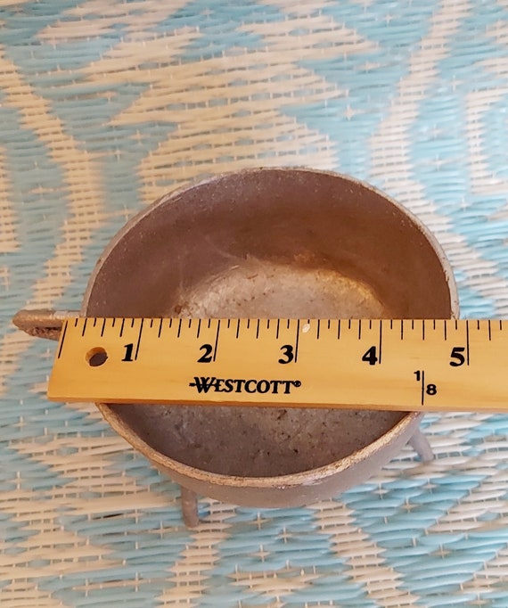 Vodou Oil Lamp Burner Chodyè 3 Pye 3 Footed Cauldron Lwa Loa