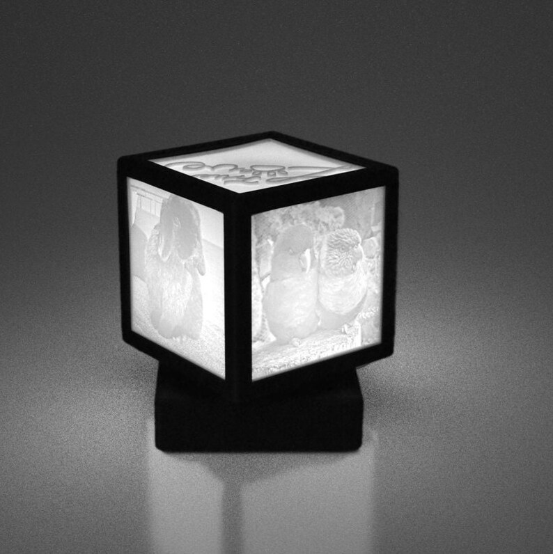 Personalised Rotating Lithophane Photo Lamp Etsy