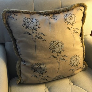 Linen Peony