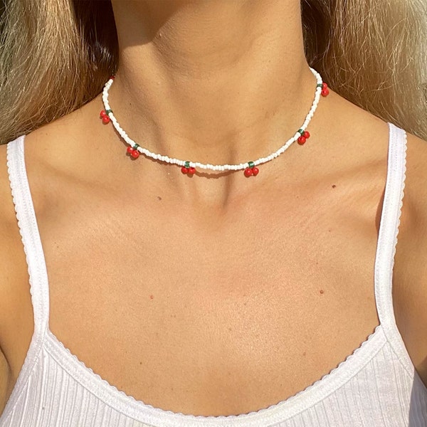 white cherry beaded necklace - trendy beaded necklace - beaded choker - daisy beaded necklace - boho beaded jewelry