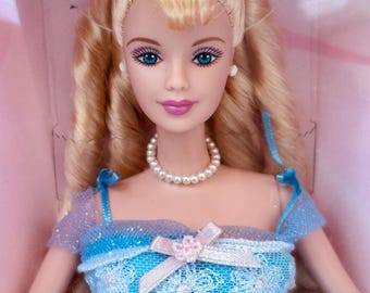 birthday wishes black barbie blue dress 2000s African American Dess Silver Label 2005 G8061 Barbie delivers a sweet message of Happy Birthday Barbie Birthday Wishes In Blue