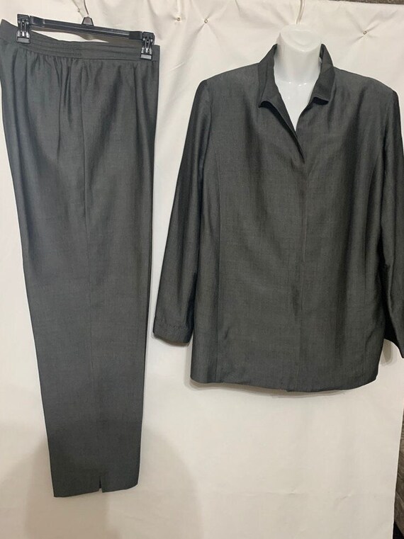 Size 14 Pants Suit, Women Pant Suit, Liz Claiborne , for Business