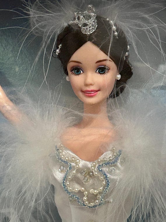 バービーとスワン バービー スワン クイーン Barbie swan lark