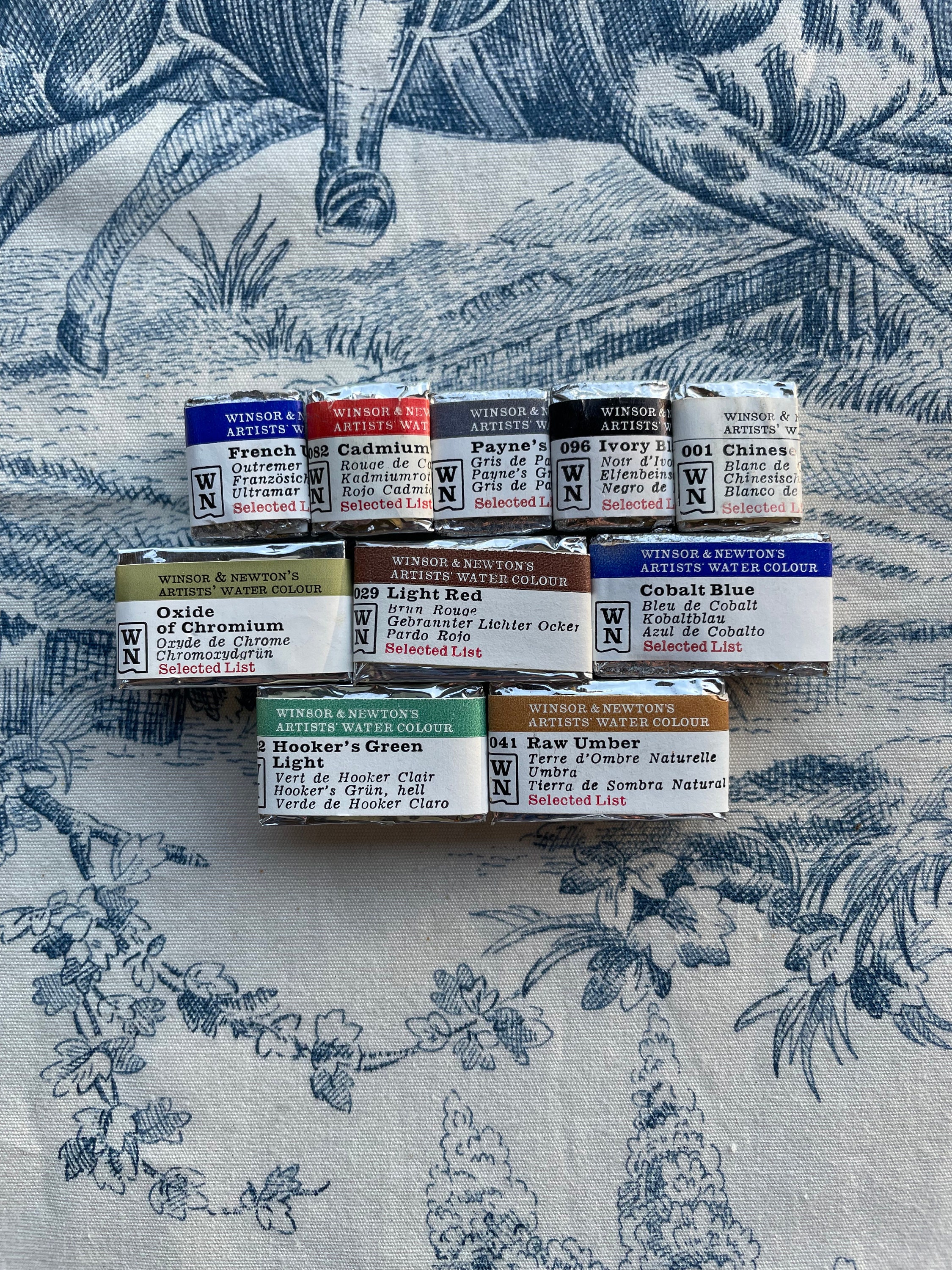 New Old Stock Winsor Newton Watercolors From Circa 1969/1970s, WATERCOLOR  SET, Vintage Watercolor Paint SET, Collectible Art Supplies 