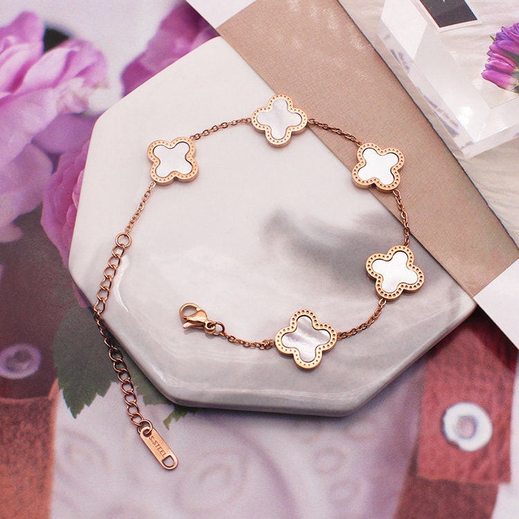 Rose Gold Clover Bracelet