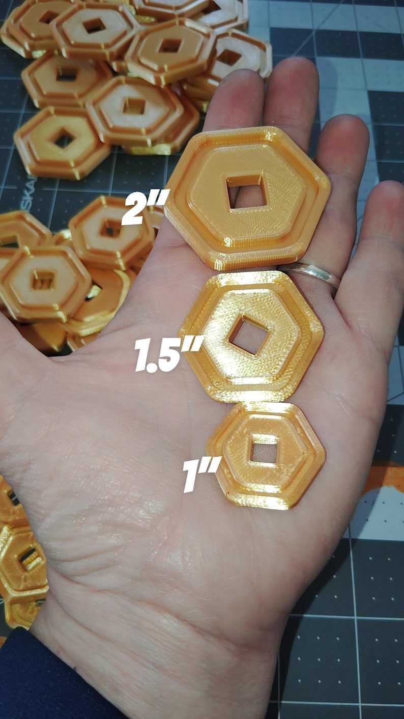 Roblox pretend play plastic gold coins Kids birthday gifts / party favors / good behavior awards/ Cupcake topper / cake topper /decorations image 2