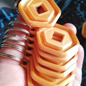 Roblox party favors robux keyring bagtag / birthday gifts/ back to school/ gaming keychains