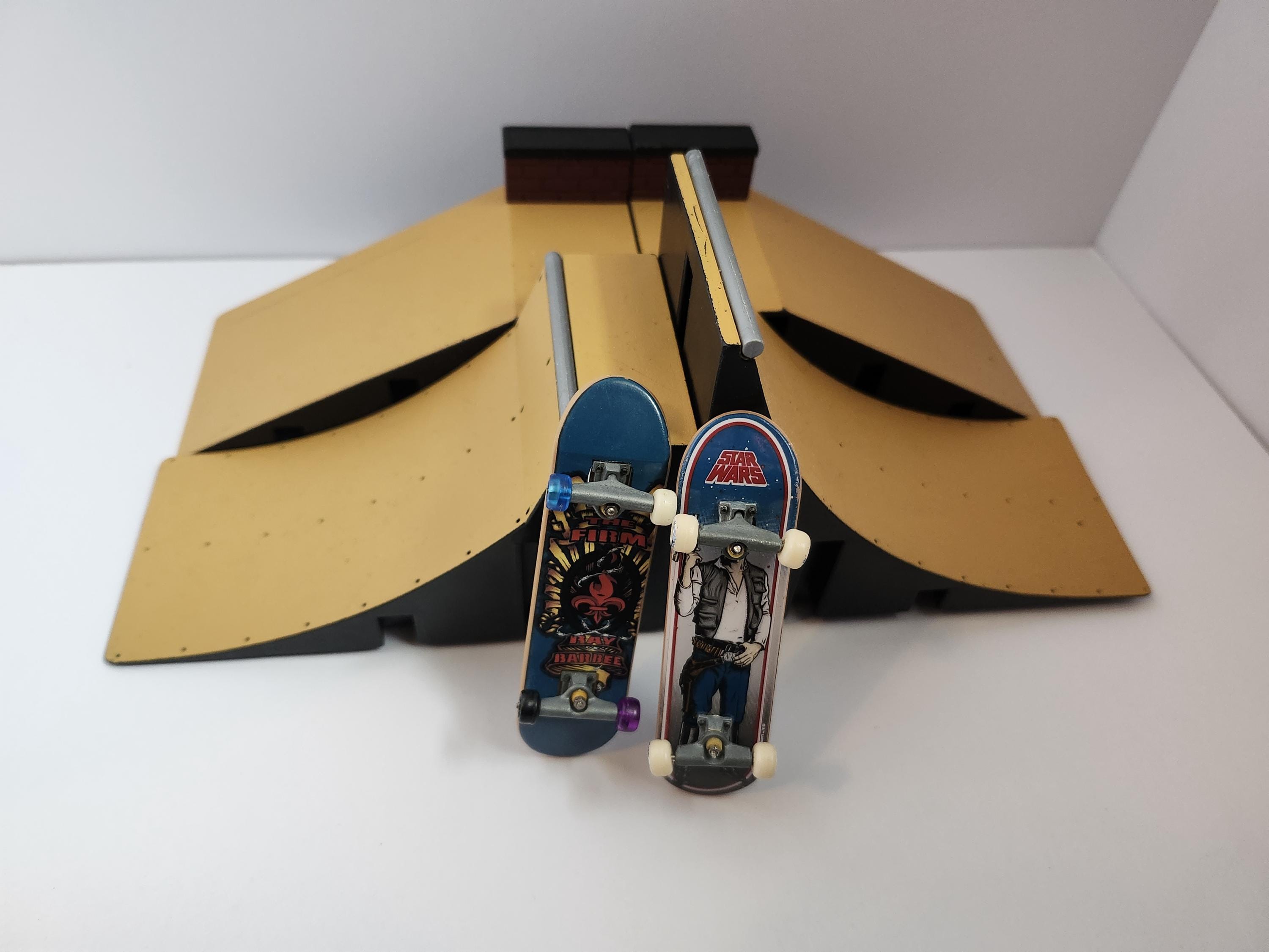 Quarter Pipe Ramp Tech Deck Quarterpipe For Fingerboarding