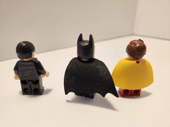 その他 ER Lot of Three DC LEGO Minifigures the Penguin in Suit Robin