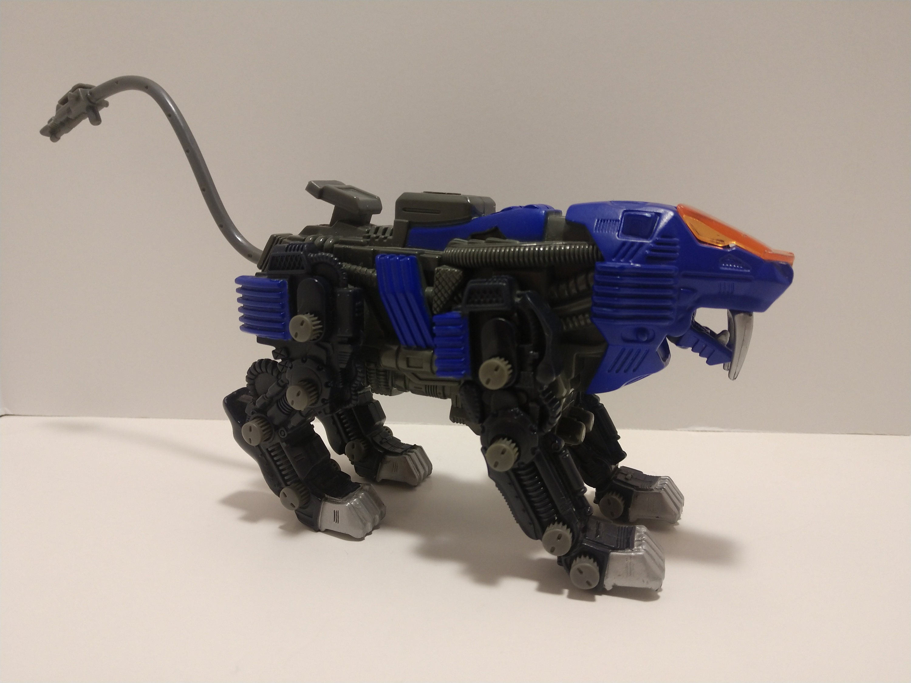 Zoids Action Figure Shield Liger Hasbro 2003 Tomy Used Rare Zoids Action Figure Shield Liger Hasbro 2003 Tomy Used Rare