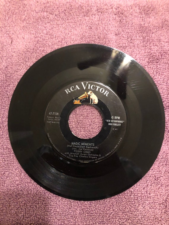 Vintage Perry Como Magic Moments/ Catch a Falling Star 45 - Etsy