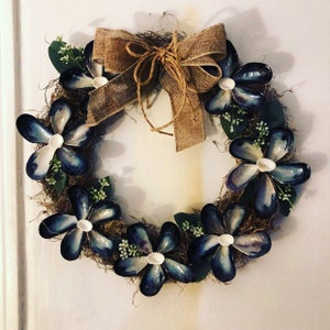 12” mussel flower wreath