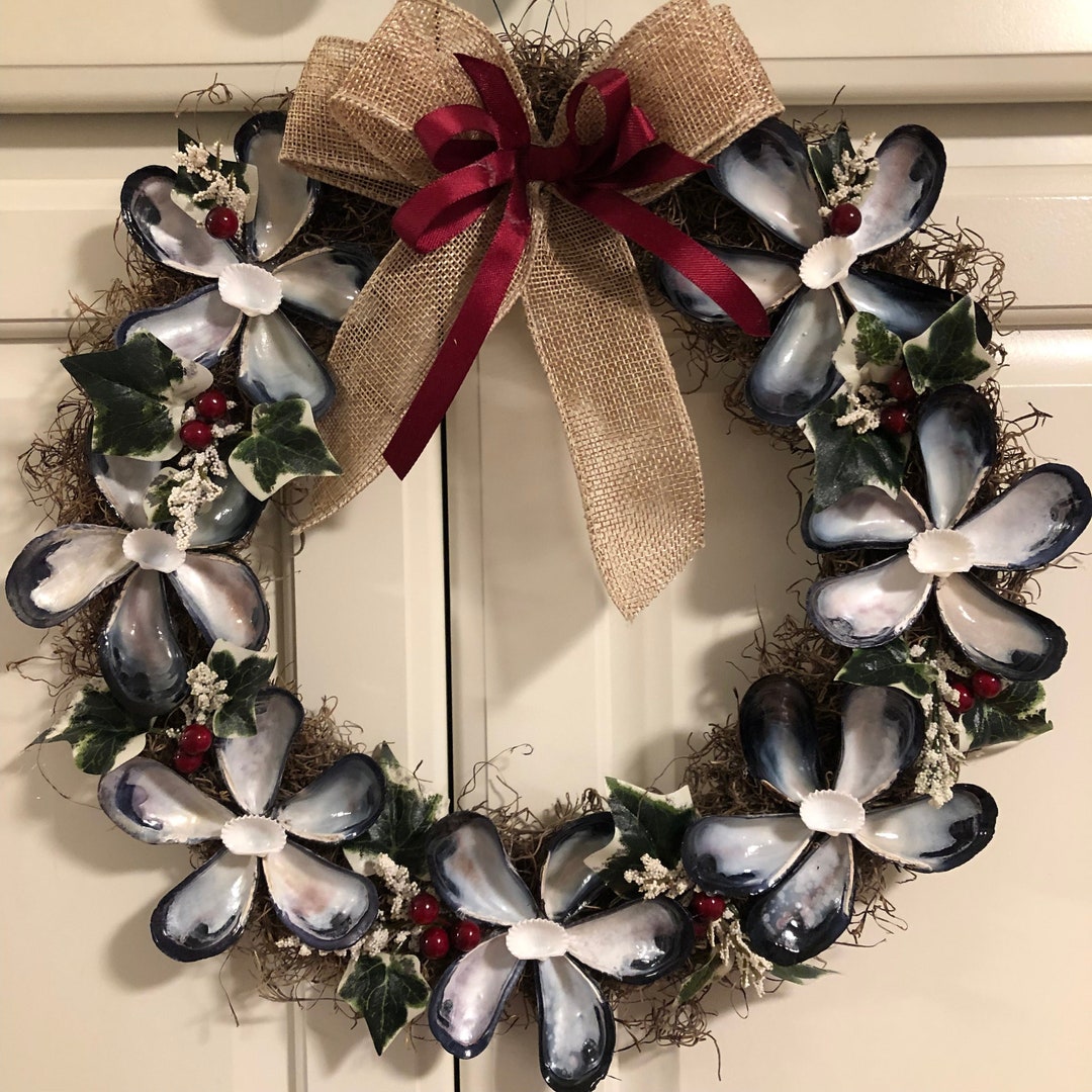 Holiday Shell Flower Wreath - Etsy