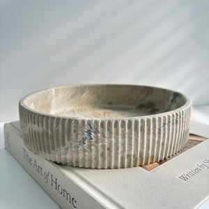 Handmade Ceres Concrete Fluted Bowl: Modern Centerpiece
