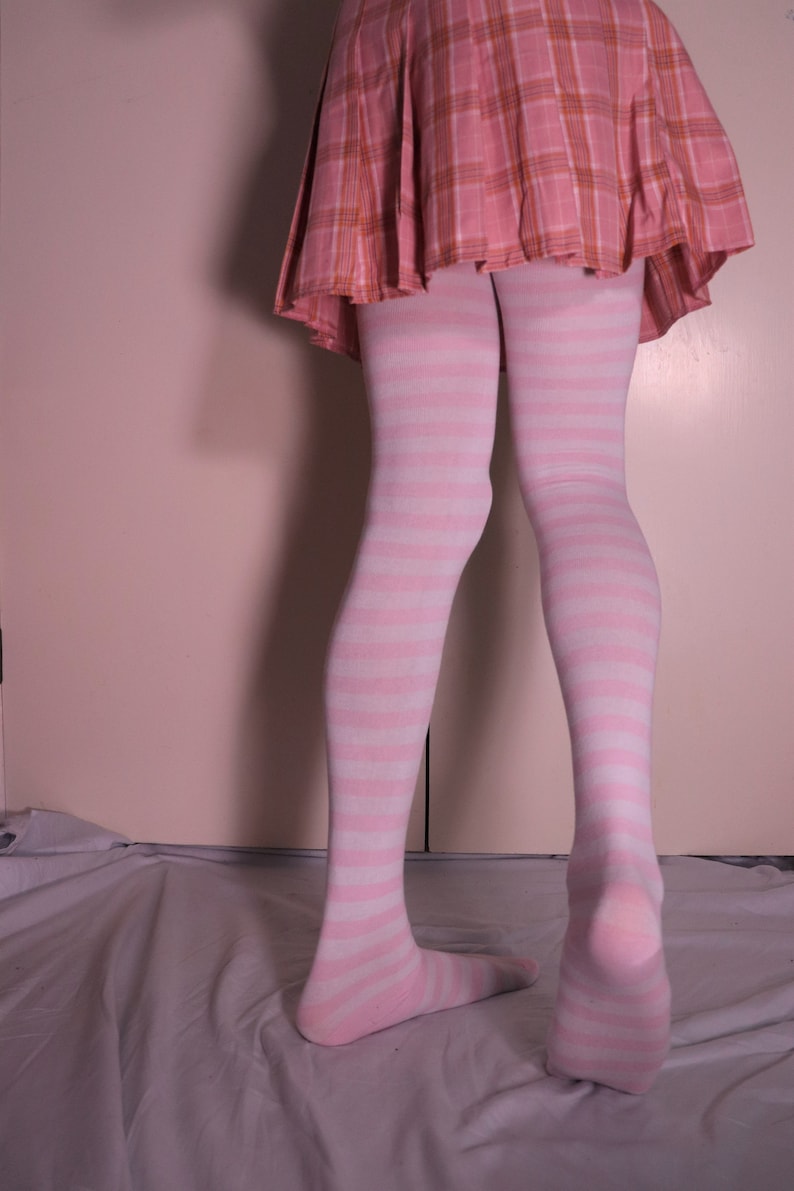 Chaussettes hautes extra longues Rose pastel et blanc image 4