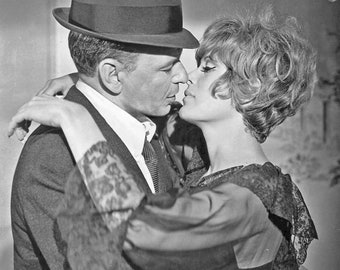 19x24in Poster Frank Sinatra and Jill St. John from the motion picture Tony Rome