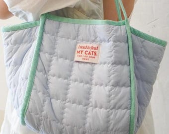 Puffy Tiger Bag - Quilted Tote Bag with Cat Mom Details