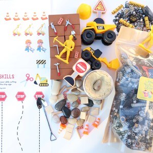 Construction Sensory Bin, Kinetic Sand Cars, Sensory Bin Filler, Boys Birthday Gift, Construction Loose Parts, Construction Printable