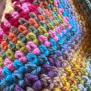 Make Your Own Moss Stitch Rectangular Blanket and Magic Yarn Ball