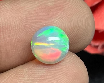 Very Nice quality White Round Ethiopian Opal Cabochon: Round Galaxy Fire Gemstone, 1.45 Carat