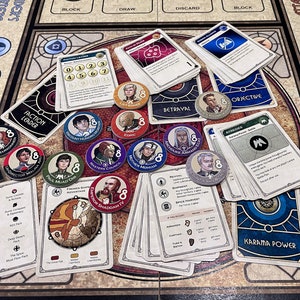 Dune (2019) - Líderes de Facção, Karama, Traição de Aliança e Cartas de Objetivo (Produto Não Oficial)