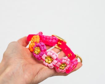 Paracord flower dog collar, available in many beautiful colors, collar, dog, dog accessories, adapter