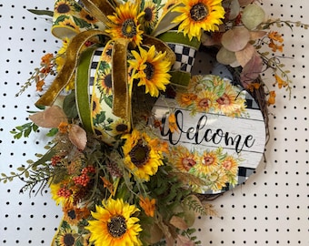 Sunflower Fall Wreath: Welcome Autumn Door Decor