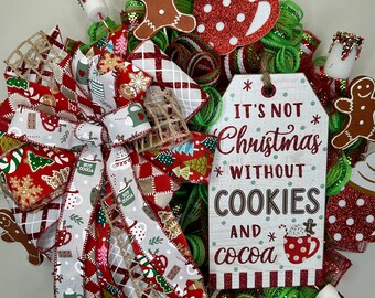Christmas Wreath, Cookies and Cocoa Tier Tray Accent