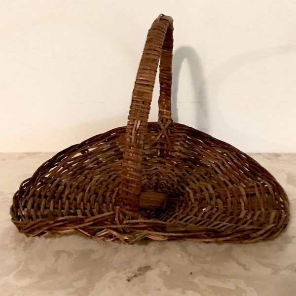 Vintage Medium Brown Oval Twig Wicker Gathering Basket