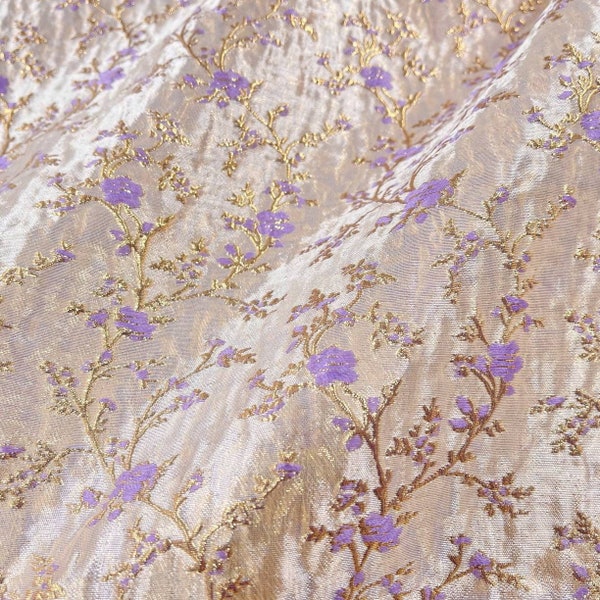 57" de large perle brillant or chatoyant violet fleuron jacquard brocart, qualité costume draperie ameublement artisanat bricolage tissu à coudre