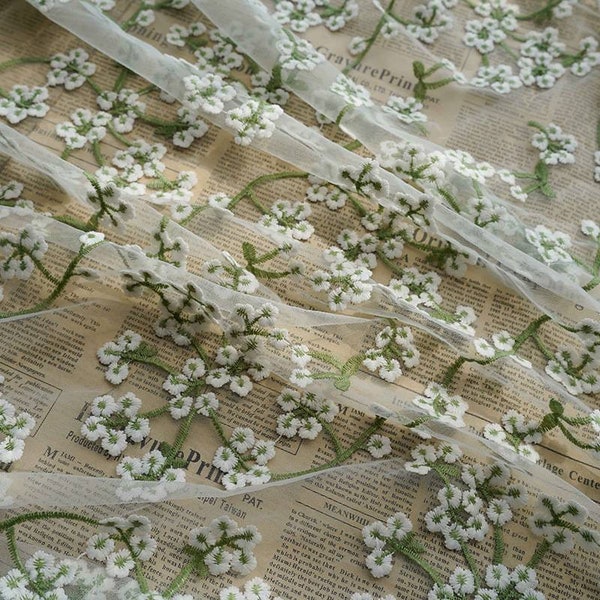 Tissu en dentelle de Tulle brodé de fleurs blanches de qualité supérieure, 59 pouces de large, tissu de qualité pour draperies artisanales, tissu à coudre DIY