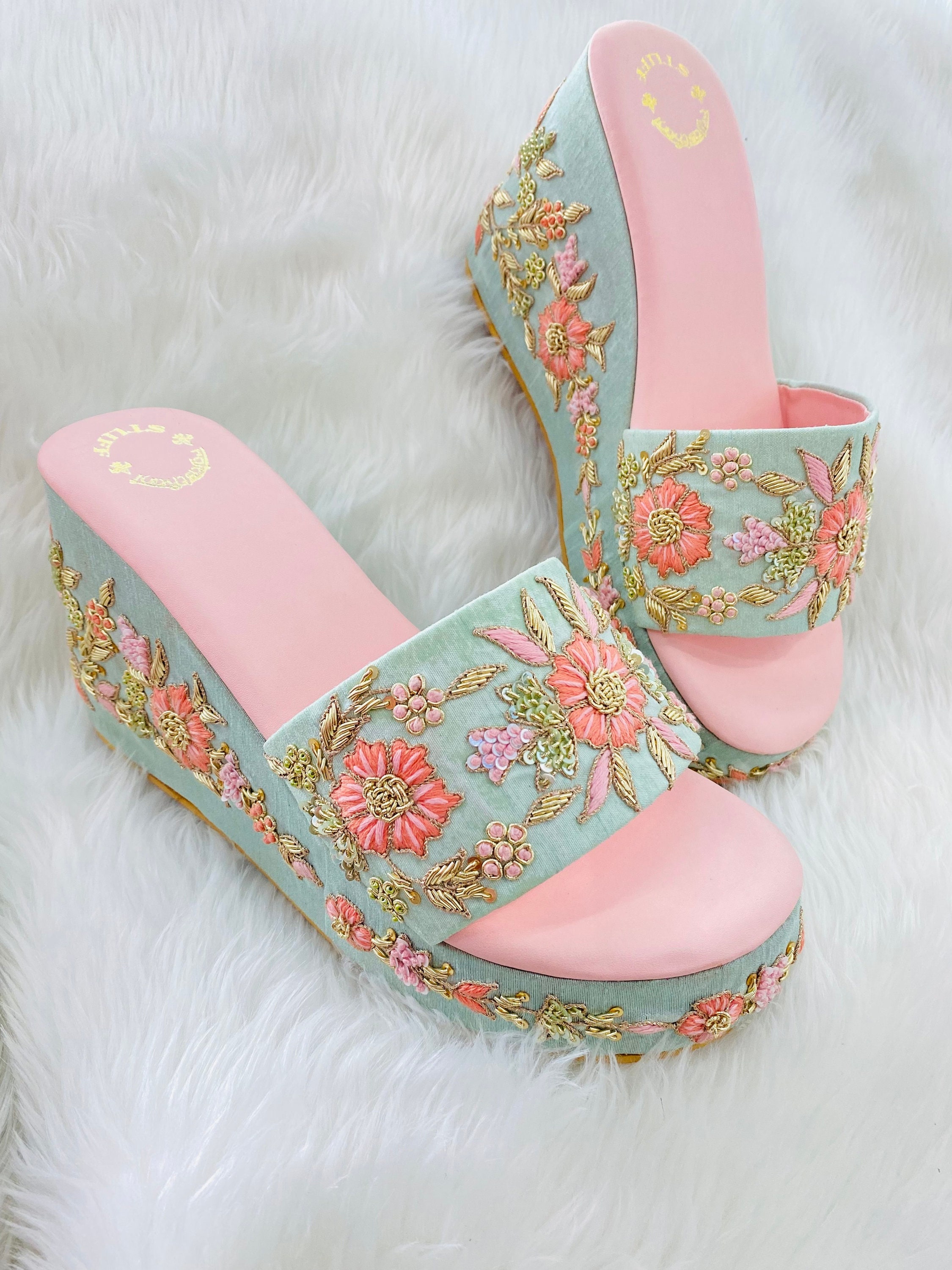 wedges for graduation