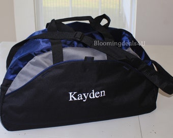 Personalized Gym Bag, Embroidered Sports Bag, Groomsman Gift,  Bridesmaid Gift, Overnight Bag, Personalized Gift, Custom Wedding Party Gift