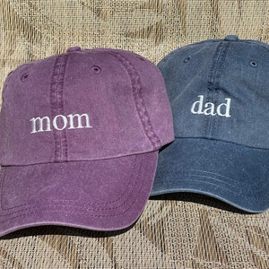Gorras de béisbol para mamá y papá, sombreros de anuncio de embarazo, juego de 2 gorras de estilo vintage teñidas con pigmentos, gorra clásica para papá imagen 5