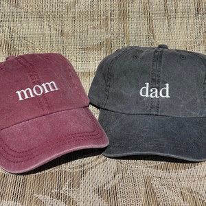 Gorras de béisbol para mamá y papá, sombreros de anuncio de embarazo, juego de 2 gorras de estilo vintage teñidas con pigmentos, gorra clásica para papá imagen 4