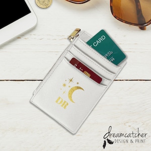 Personalisierte Initialen Mond & Sterne Kunstleder Kartenhalter Geldbörse | Kundenspezifisches Gold gedrucktes Witchy Monogramm-Karten-Portemonnaie | Geschenk für Sie | Dabei